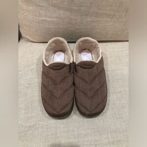 Mens slip ons